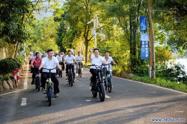 六五环境日，蕉岭向地面广告： 第二届广东蕉岭地面艺术季运转！